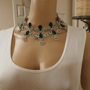KENNETH JAY LANE EMERALD GREEN LUCITE AND CLEAR CRYSTAL COLLAR  W/ EARRINGS